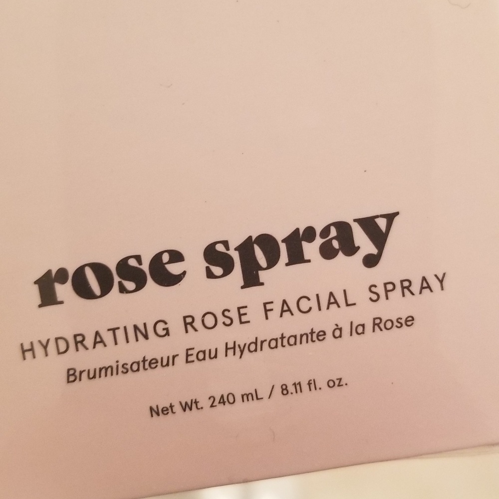 GRACE AND STELLA ROSE SPRAY - Picture 2 of 4